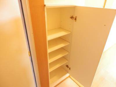 TIMUR九条（ティムール九条）の収納|下駄箱