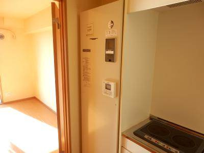 TIMUR九条（ティムール九条）の設備|電気温水器