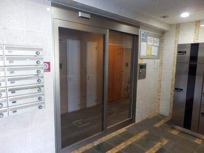 TIMUR九条（ティムール九条）のエントランス|オートロック