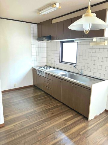 玉村町福島　中古1050のキッチン