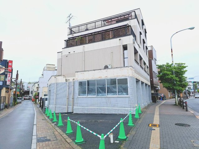 エンゼルコートの外観|★1階はファミリーマート★