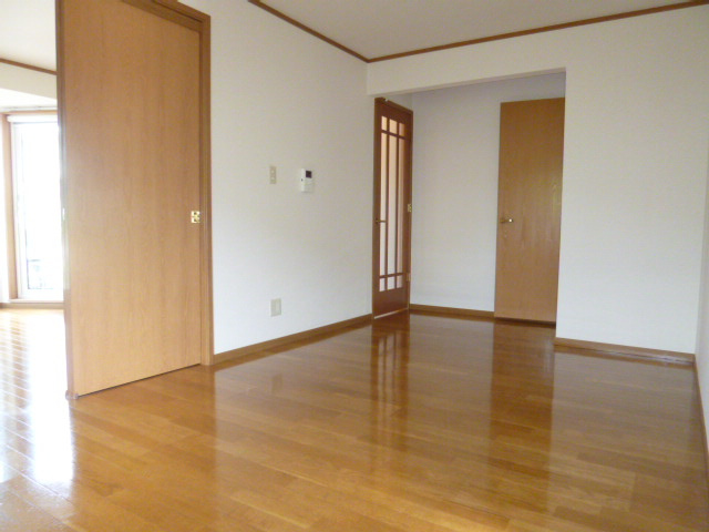 マスカット若宮の居間・リビング