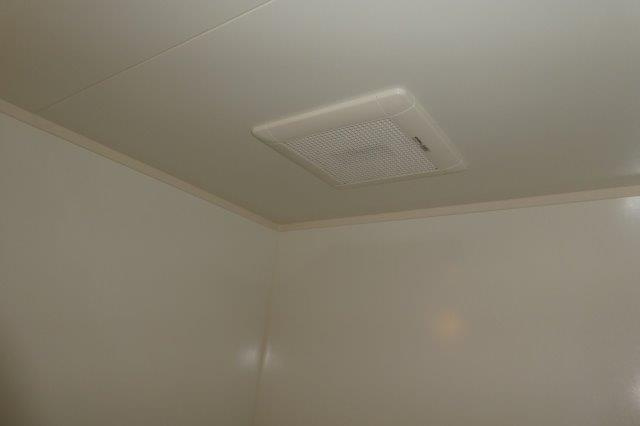 ユーミー総社駅南の浴室|換気扇