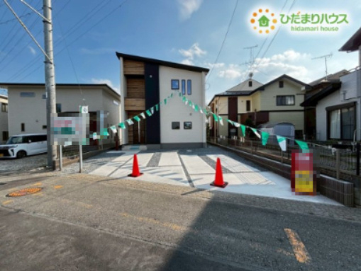 滑川町月輪　第1期　新築一戸建て　ワイウッドコート　01の駐車場