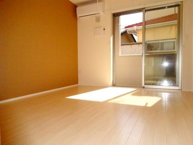 ＮＦコーポ1号館の居間・リビング