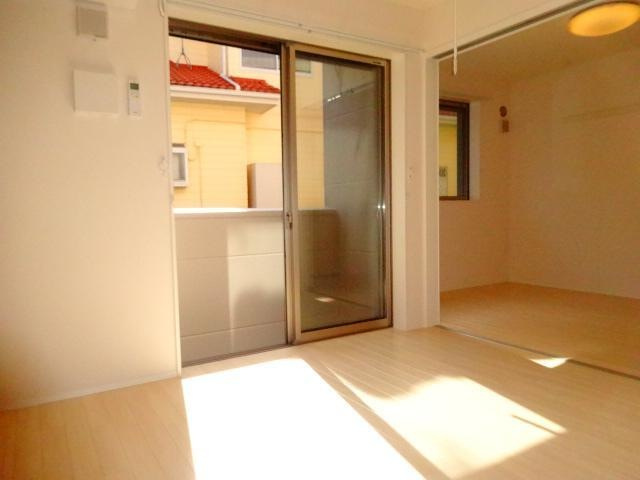 ＮＦコーポ1号館の居間・リビング