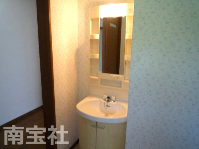 【洗面所】
