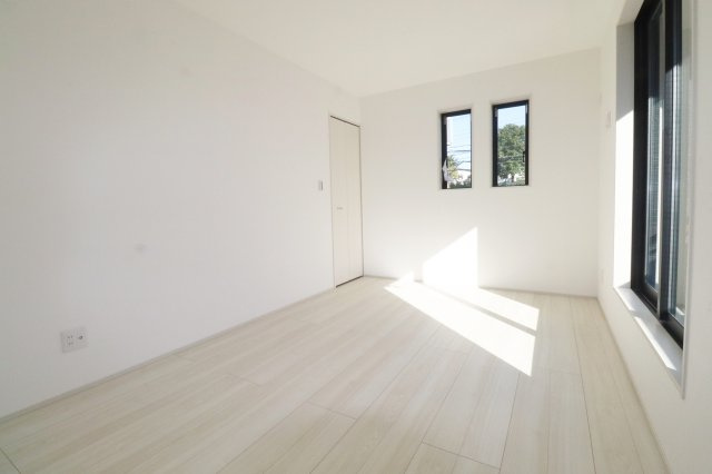 郡山市深沢２丁目　　　　１号棟　　　薫小学校、郡山第３中学区の収納