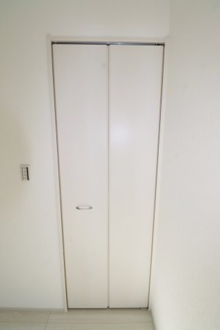 郡山市深沢２丁目　　　　１号棟　　　薫小学校、郡山第３中学区の収納