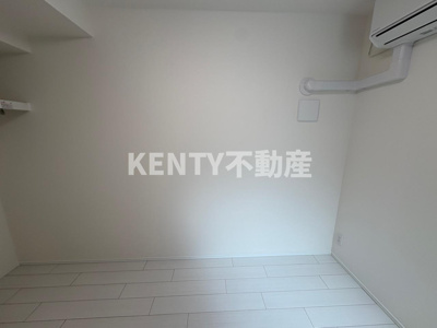 【居間・リビング】 | イスフール | こちらのリビングで趣味の時間をお楽しみください