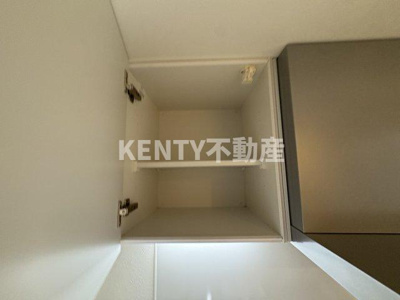 【収納】 | イスフール | 大きなスペースがあり、収納には困りません