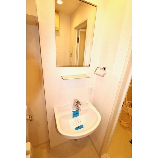 メインステージ白金高輪駅前の独立洗面台