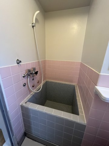 第一長門ビルの浴室