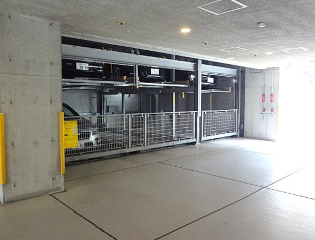 パークアクシス白金台の駐車場