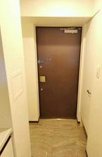 アルテシモラートの玄関