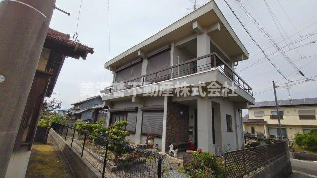 ６５３８２　岐阜市領下中古戸建ての外観