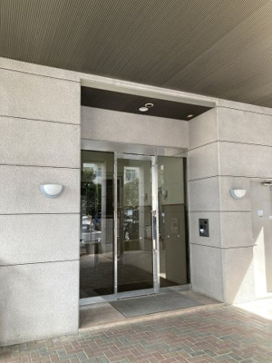 【エントランス】 | 萩山パークホームズ（リユース） | エントランスです