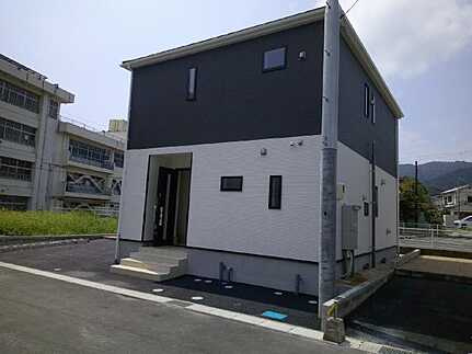 安芸郡熊野町城之堀１丁目の外観