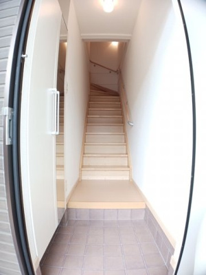 【玄関】 | シェトラーゼ | 落ち着いた玄関です