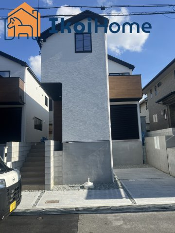 明石市松が丘1期　4号棟　新築の駐車場|●年中無休：見学時間9:00～20:00・当日予約可●駐車場は1台になります。