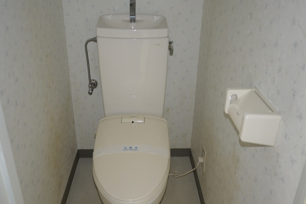 青木ビルⅡのトイレ|コンパクトで使いやすいトイレです
