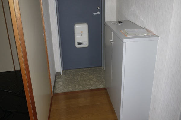 青木ビルⅡの玄関|全て２０１号室の室内写真です。