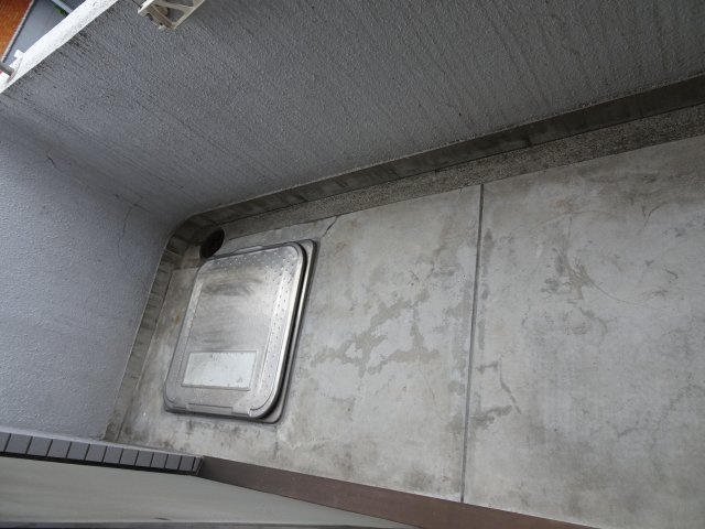 パル石原のバルコニー|陽当たり良好なバルコニーです