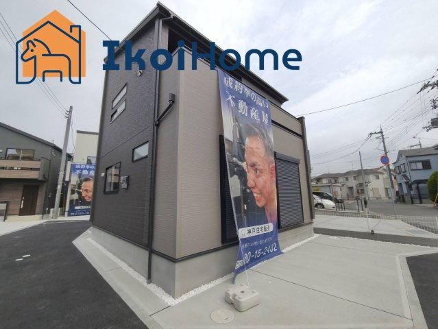 明石市大久保町松陰　全6棟6号棟　新築のエントランス|物件・当店の最寄駅まで無料送迎！最短10分で指定場所へお迎えに向かいます！まずはお問い合わせください