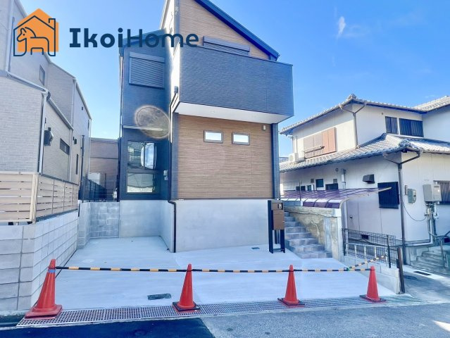 明石市松が丘3丁目　B号地　新築一戸建の外観|アイランドキッチン、食洗器付きで室内もお洒落＆家事時短です♪2台駐車可！近隣には買い物施設充実◎