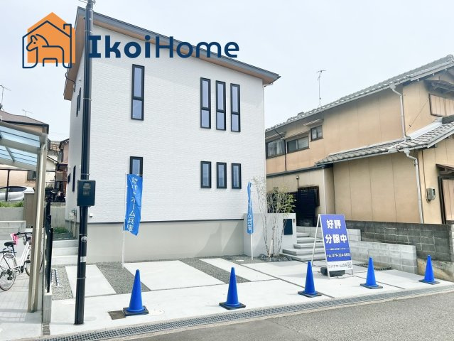 明石市大久保町谷八木　新築戸建　のエントランス|～ご見学に関して～平日や夜間でもご案内可能。決まったお時間で身動きが取れない方も臨機応変に対応します