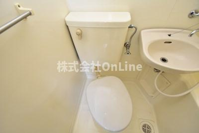 【トイレ】 | クリスタル通り