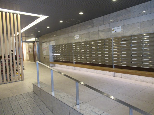 兵庫駅前２ＤＫのロビー|建物の内部です