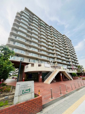 【外観】 | メロディハイム守口 | 京阪線と谷町線、今里筋線が利用可能なアクセス至便な立地です。6月下旬リフォーム完成予定！日当たりの良い南東向き。