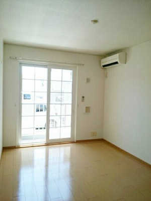 【居間・リビング】 | サンビレッジ里岸Ⅱ棟