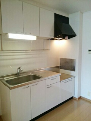 【キッチン】 | サンビレッジ里岸Ⅱ棟