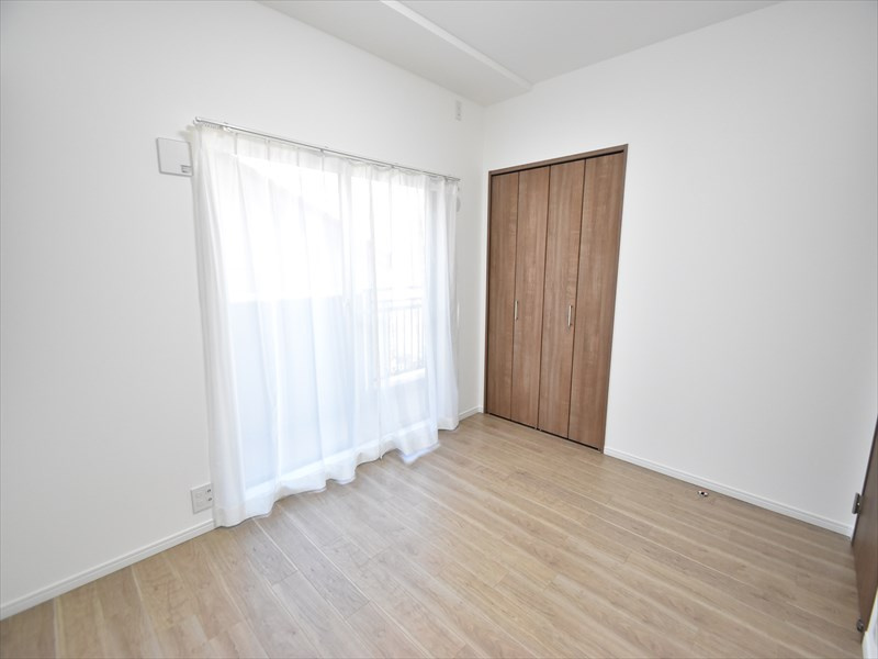 ポレスター岩国の洋室