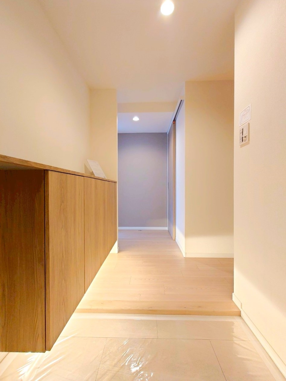 ◆京阪「伏見桃山」駅まで徒歩４分◆角部屋◆収納豊富な間取り◆イーグルコート伏見桃山の玄関|玄関