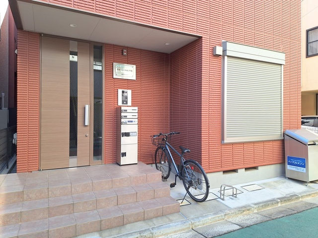 ガーデンヒルズ千石のエントランス