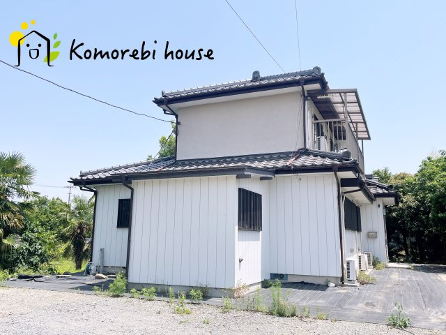 川島町大字出丸本　中古一戸建ての外観|おしゃれな外観です