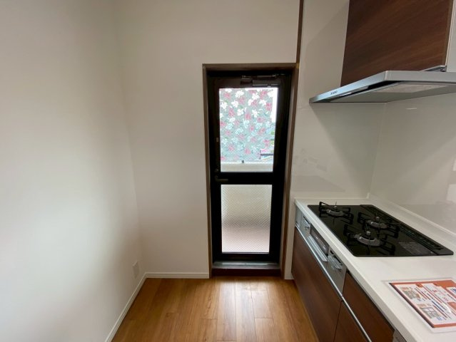 グローリアス長久手第二の内装|勝手口