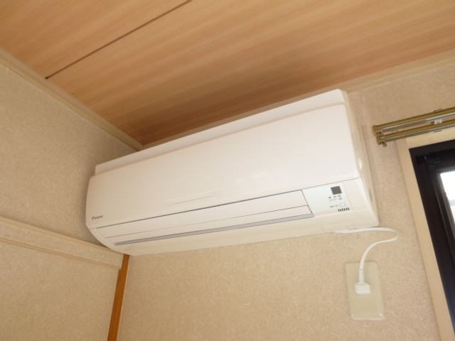 倉敷市広江６丁目のアパートの設備|エアコン