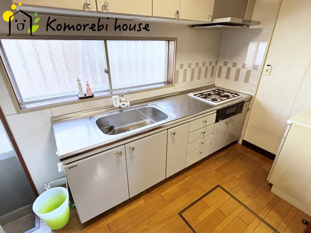 白岡市小久喜　中古一戸建てのキッチン|12/18撮影