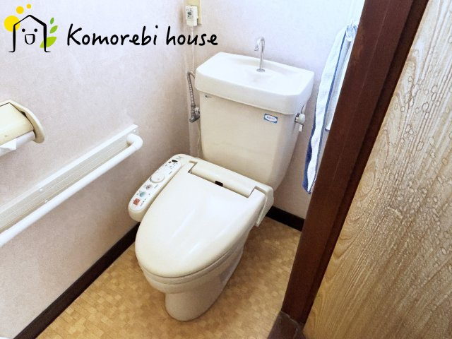 白岡市小久喜　中古一戸建てのトイレ|12/18撮影