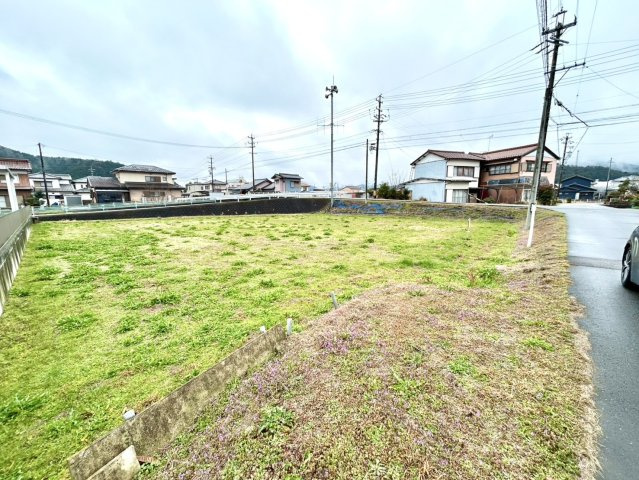 土地　高富の外観