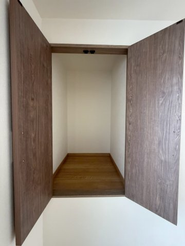 城南町二丁目戸建の収納