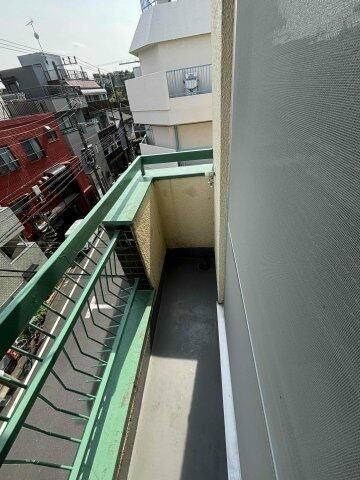 ハイツ吉田のバルコニー