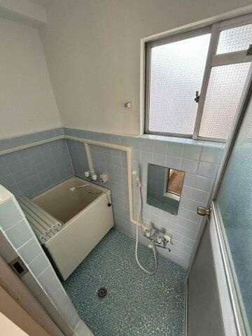 ハイツ吉田の浴室