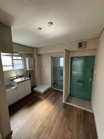 ハイツ吉田の玄関