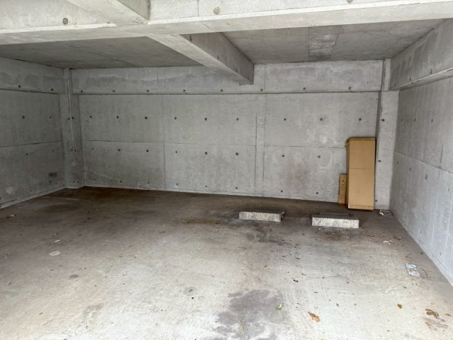 横浜市南区　戸建の駐車場