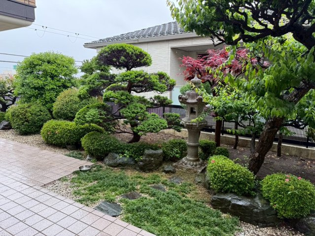 横浜市南区　戸建の庭